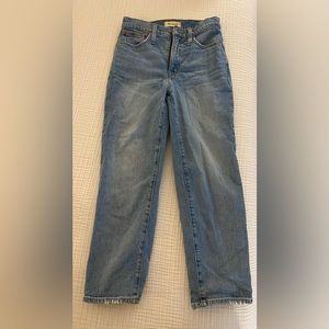 Madewell Classic Straight Jeans in Meadowland Wash